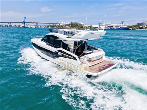 Galeon 440 Fly