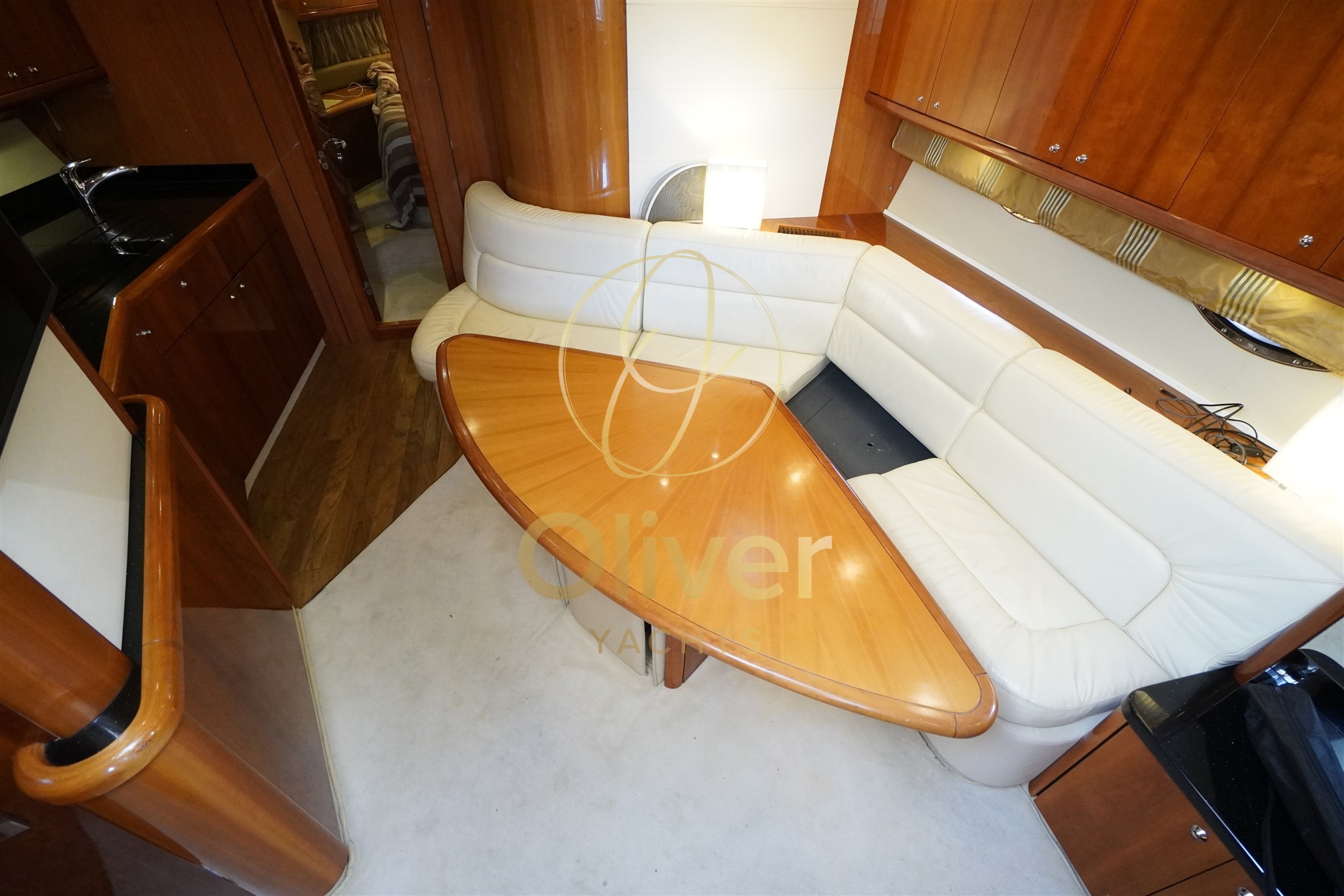25 Interior Dinette