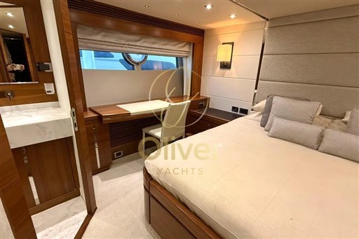 20 Master Cabin