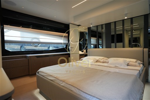 21 Master Cabin