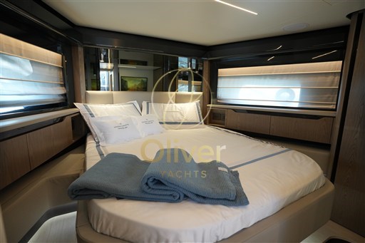 27 VIP Cabin