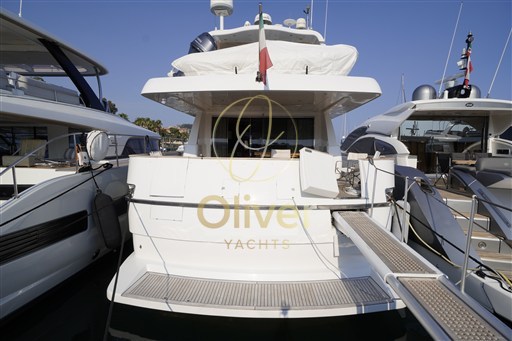 04 Exterior