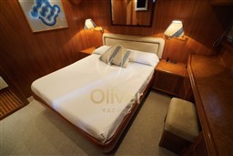 36 VIP Cabin