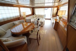 18 Salon