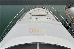 09 Bow Sunbathing