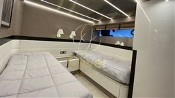 34 Twin Cabin Port