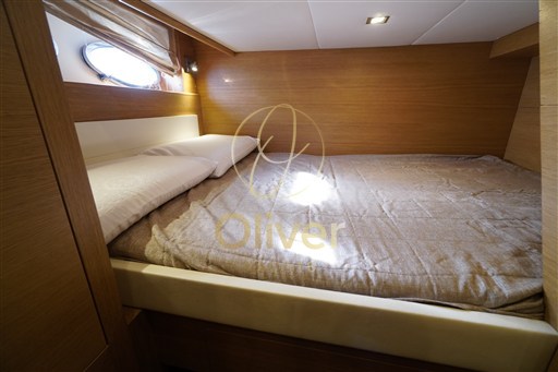 44 VIP Cabin