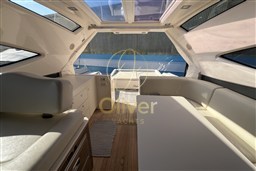 09 Cockpit Area