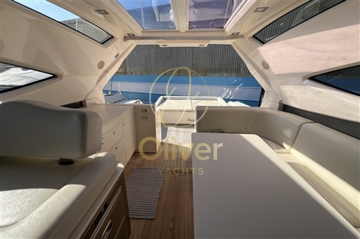 09 Cockpit Area