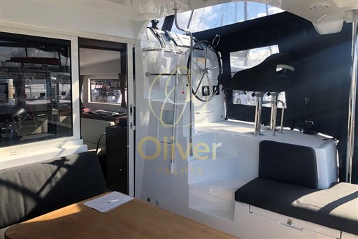 09 Cockpit