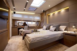 24 Master Cabin
