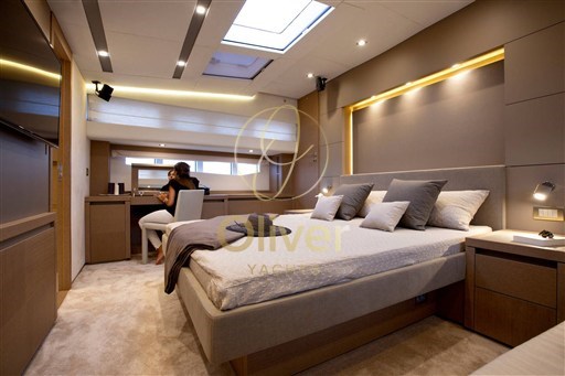 24 Master Cabin