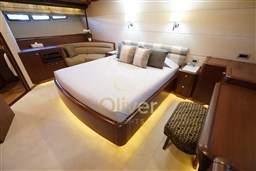 37 VIP Cabin