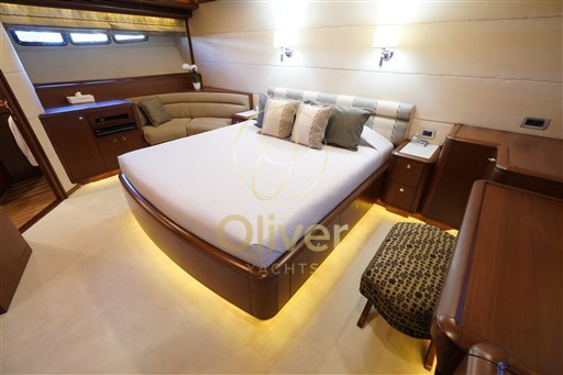 37 VIP Cabin