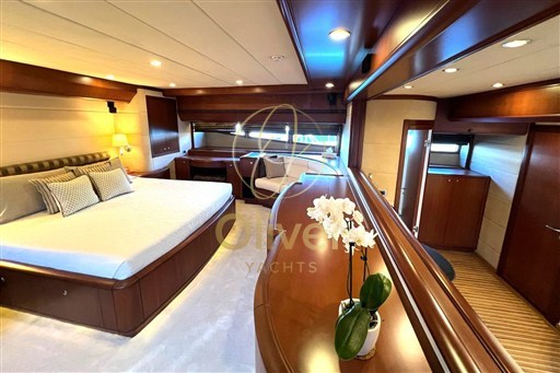 33 Master Cabin