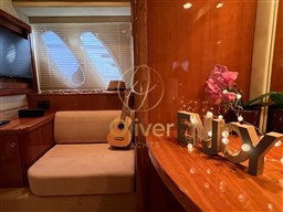27 Master Cabin