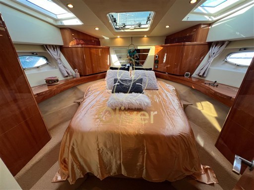 43 VIP Cabin