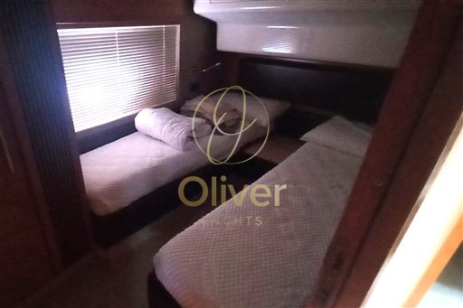 24 Twin Cabin