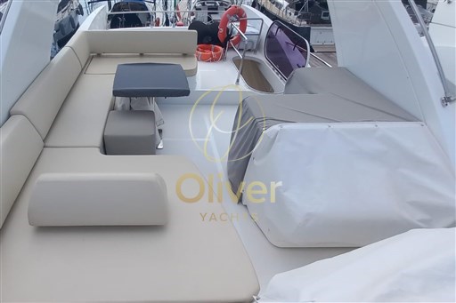 06 Lounge Area