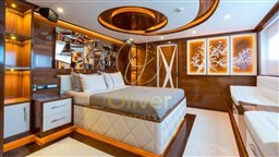 26 Port Bow Vip Cabin