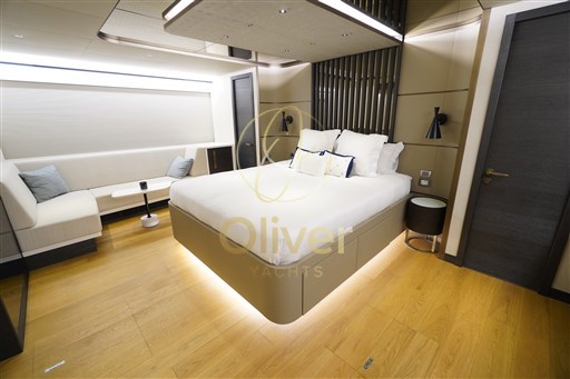 38 Master Cabin
