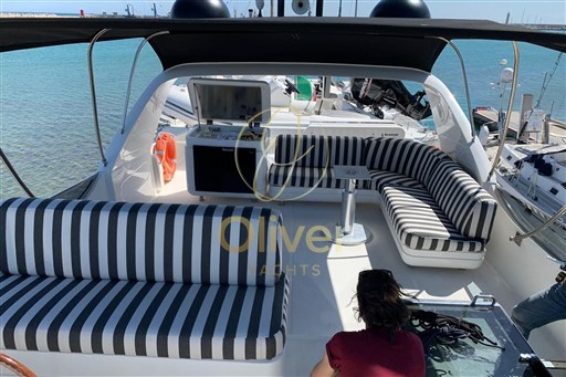 09 Flybridge