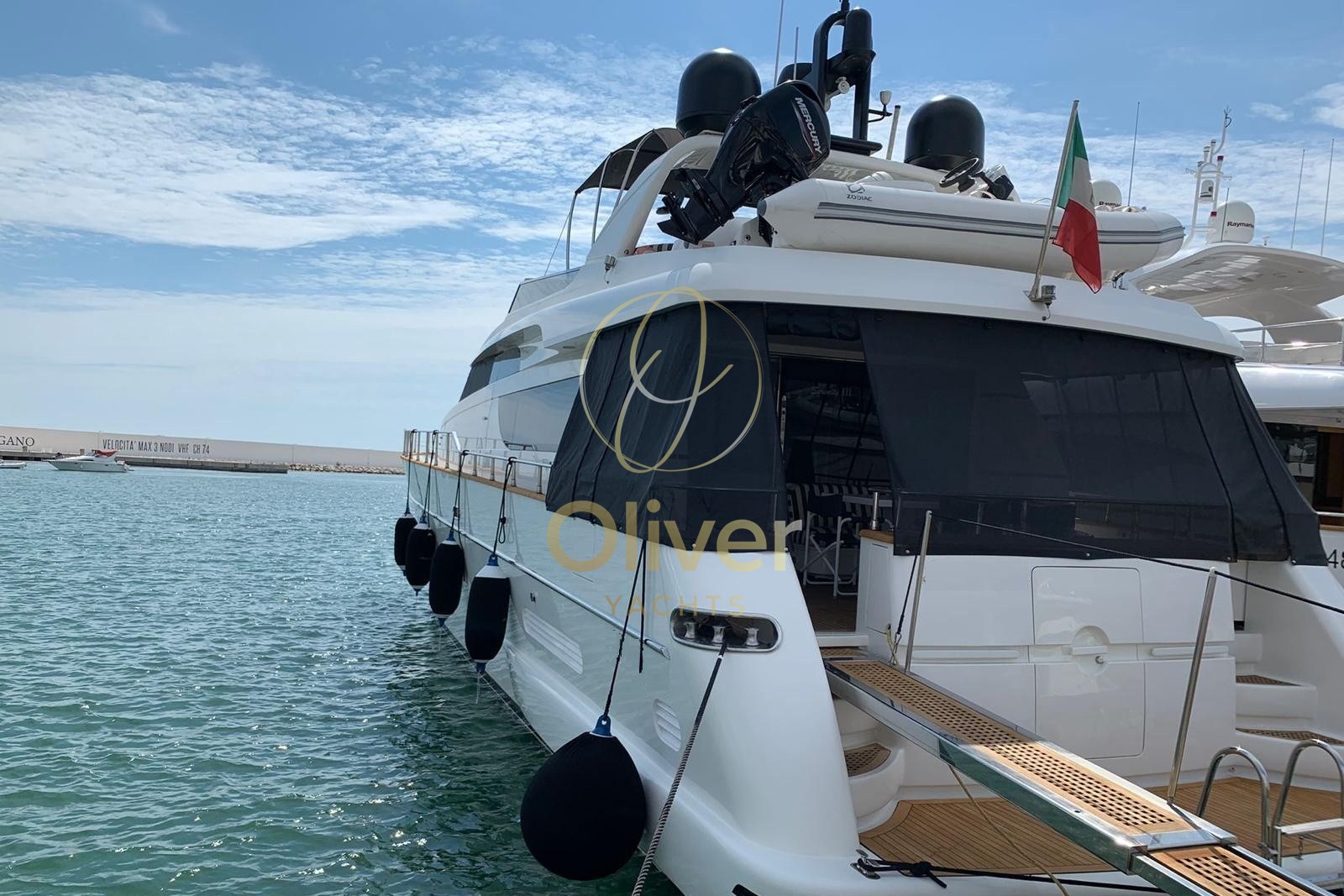 05 Exterior