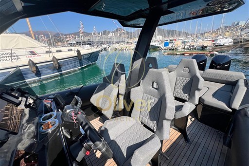 22 Cockpit