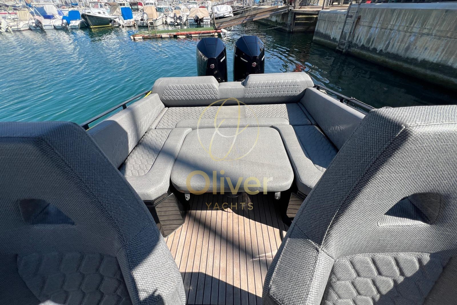 26 Cockpit