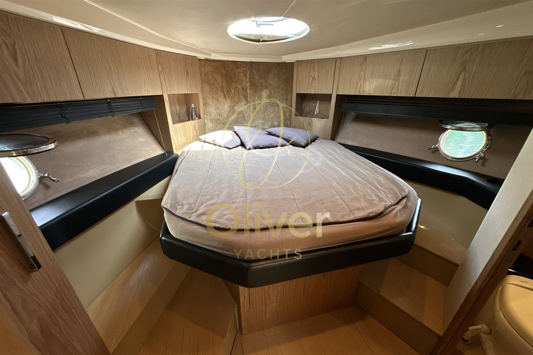43 Guest Cabin
