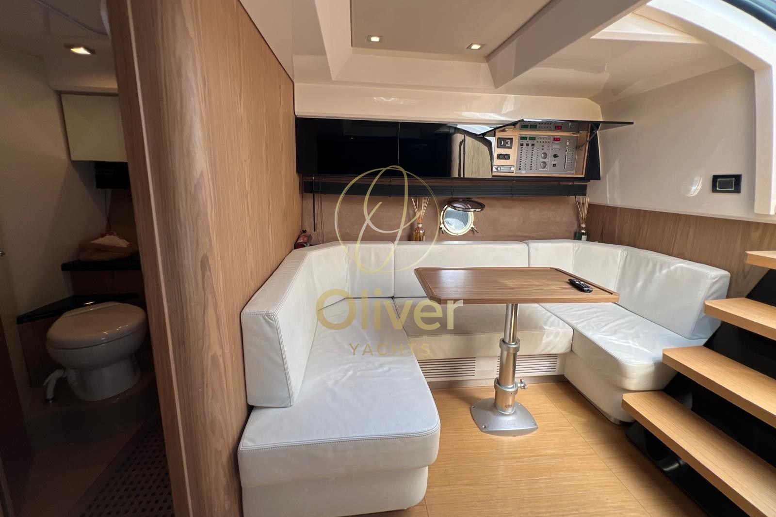28 Dinette