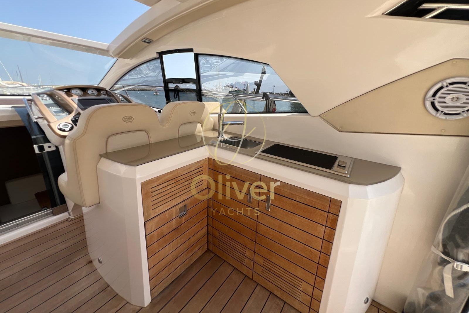 19 Galley Area