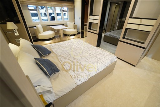 33 Master Cabin