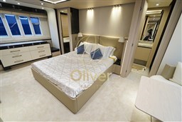 32 Master Cabin