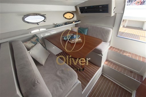 27 Convertible dinette