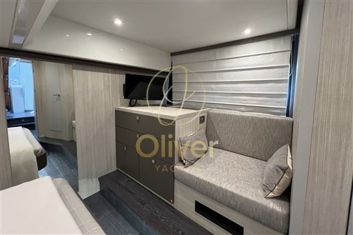 38 Master Cabin