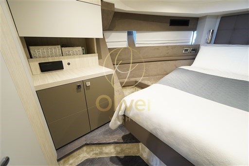 44 Guest Cabin