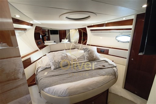 36 Master Cabin
