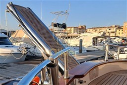 13  Hydraulic Gangway