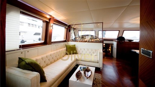 18 Lounge settee