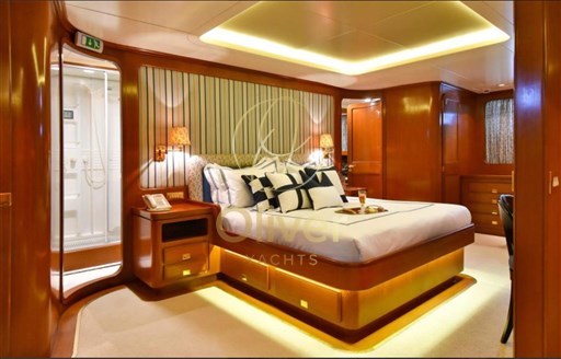 18 Master Cabin
