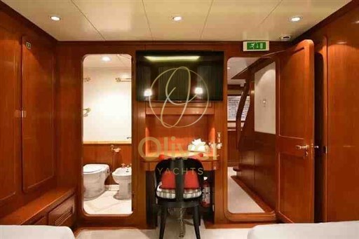 29 Guess Cabin