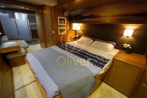27 Master Cabin