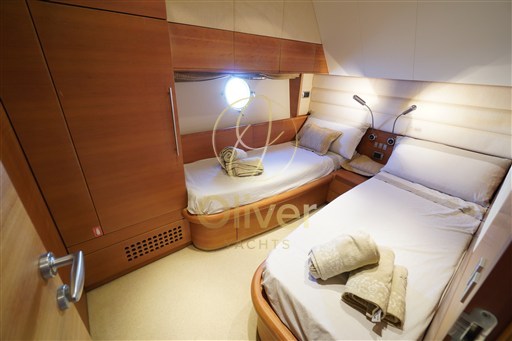 43 Twin Cabin