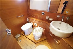 36 Master Cabin Toilette