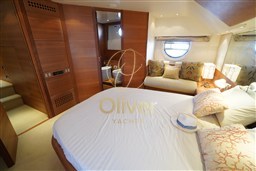 32 Master Cabin