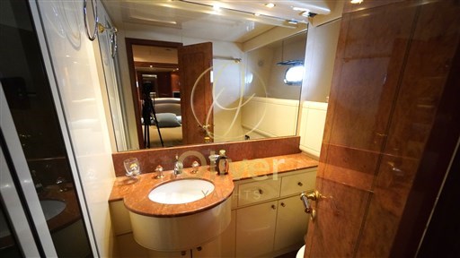 40 Master Toilette