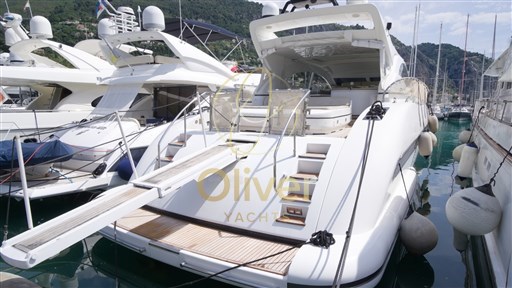 03 Exterior