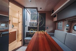 23 Salon Dinette and Bathroom Access