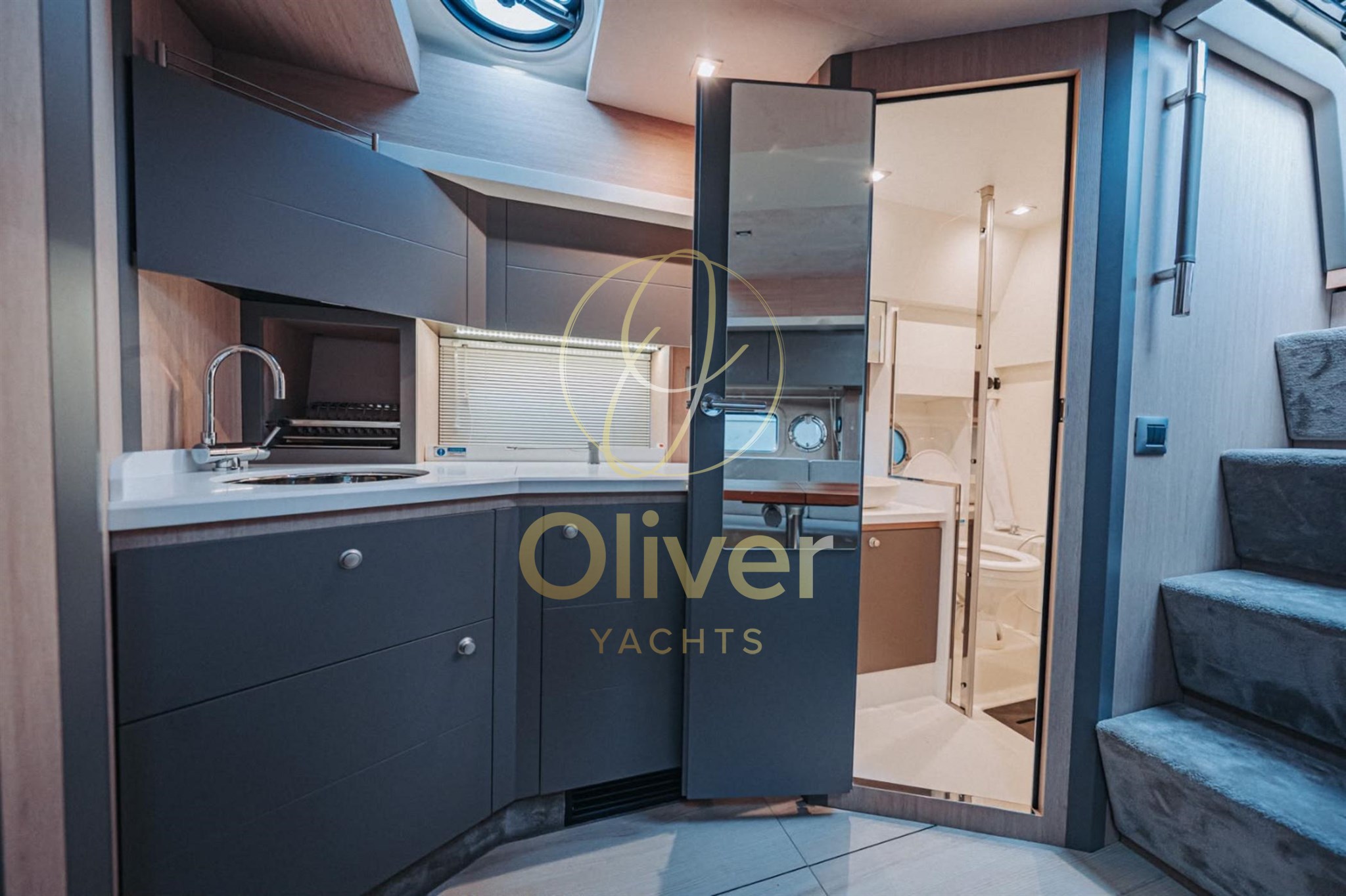 27 Galley and Bathroom Entrance